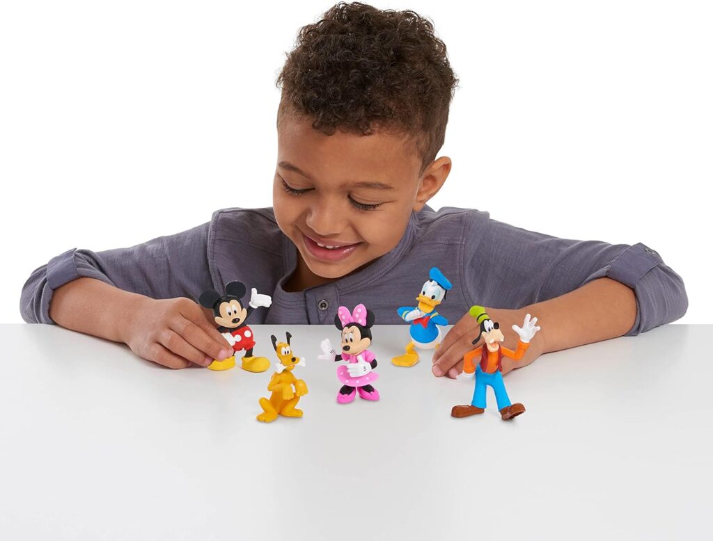 Mickey Mouse Collectible Friends Figure Set